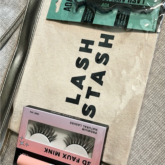 Lash Stash Kit - Picture 1 of 5